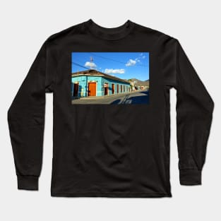 Nicaragua - Rue de Somoto Long Sleeve T-Shirt